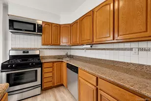 180 Van Cortlandt Park S, Bronx, NY 10463 - Photo 6