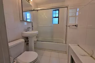 66-01 Park Dr E, Kew Gardens, NY 11367 - Photo 12