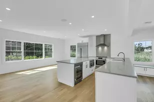 255 Peconic Bay Blvd, Aquebogue, NY 11901 - Photo 8