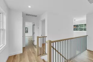 255 Peconic Bay Blvd, Aquebogue, NY 11901 - Photo 24