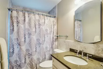 280 Van Cott Avenue, Farmingdale, NY 11735 - Photo 20
