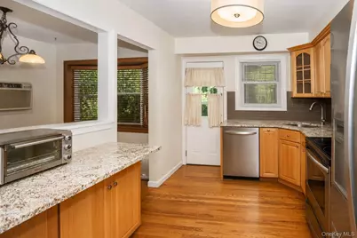 280 Van Cott Avenue, Farmingdale, NY 11735 - Photo 8
