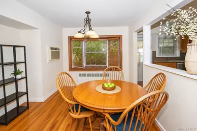 280 Van Cott Avenue, Farmingdale, NY 11735 - Photo 6