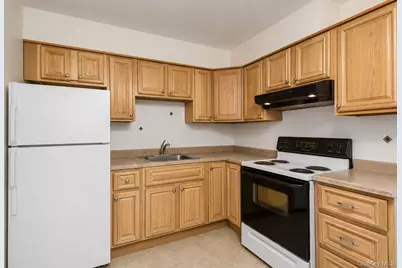 280 Van Cott Avenue, Farmingdale, NY 11735 - Photo 16