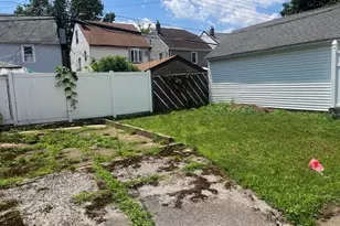 92-26 217th St, Queens Village, NY 11428 - Photo 8