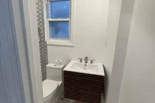 246-07 137th Rd, Rosedale, NY 11422 - Photo 2