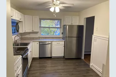 4 Chestnut Street, Centereach, NY 11720 - Photo 2
