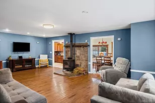 14 Tudor Rd, Shirley, NY 11967 - Photo 12
