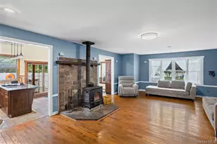 14 Tudor Rd, Shirley, NY 11967 - Photo 10