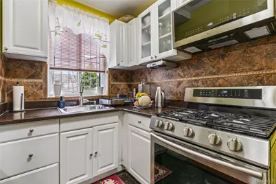 157 E 49th Street, Brooklyn, NY 11203 - Photo 8