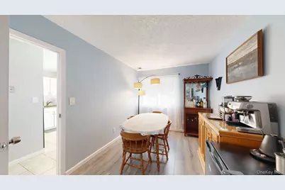 10 Amesworth Court, Middle Island, NY 11953 - Photo 10