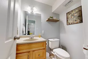 10 Amesworth Ct, Middle Island, NY 11953 - Photo 8