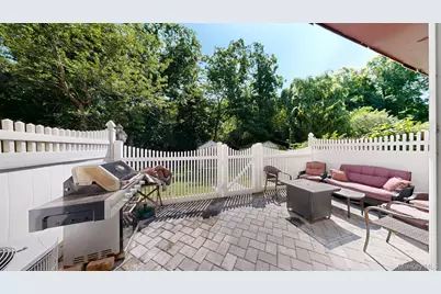 10 Amesworth Court, Middle Island, NY 11953 - Photo 16
