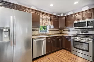115 Patchogue Dr, Rocky Point, NY 11778 - Photo 12
