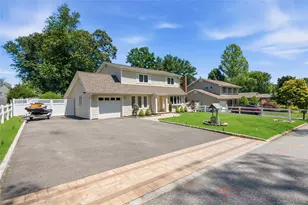 115 Patchogue Dr, Rocky Point, NY 11778 - Photo 4