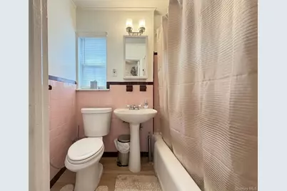 259-19 80th Avenue, Glen Oaks, NY 11004 - Photo 18