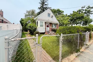 259-19 80th Ave, Glen Oaks, NY 11004 - Photo 38