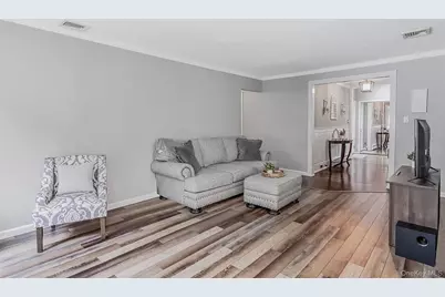 4 Missouri Avenue, Mount Sinai, NY 11766 - Photo 6