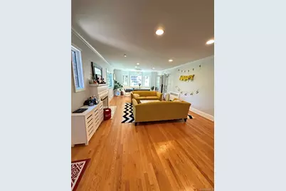 11 W Terrace Road, Great Neck, NY 11021 - Photo 2