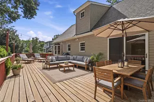 901 Liberty St, Bohemia, NY 11716 - Photo 30