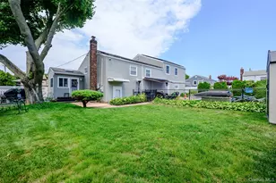 262 Rose St, Massapequa Park, NY 11762 - Photo 26