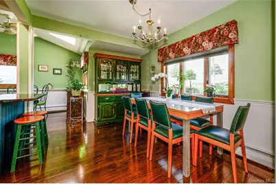 262 Rose Street, Massapequa Park, NY 11762 - Photo 10