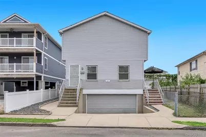 20 E Pine Street, Long Beach, NY 11561 - Photo 2