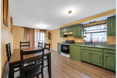 20 E Pine Street, Long Beach, NY 11561 - Photo 22