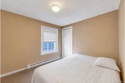 20 E Pine Street, Long Beach, NY 11561 - Photo 18