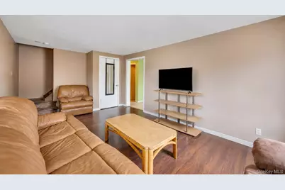 20 E Pine Street, Long Beach, NY 11561 - Photo 12