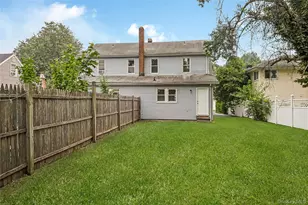 51 Peters Ave, Hempstead, NY 11550 - Photo 32