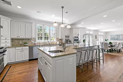 18 Sammis Lane, White Plains, NY 10605 - Photo 8