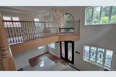 42-20 247th Street, Little Neck, NY 11363 - Photo 4