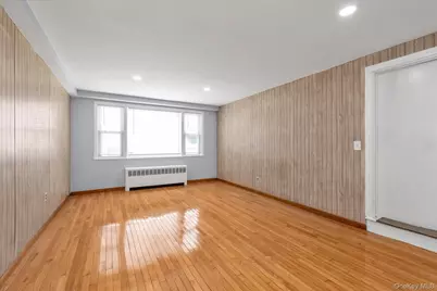 49 Middlecamp Road, Westbury, NY 11590 - Photo 10