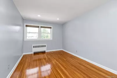 49 Middlecamp Road, Westbury, NY 11590 - Photo 12