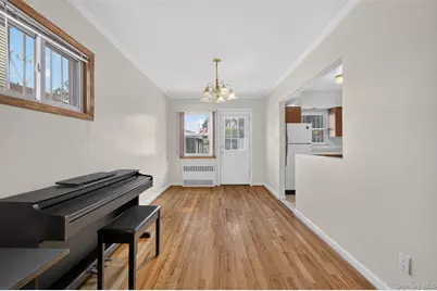 146-18 Kalmia Avenue, Flushing, NY 11355 - Photo 6