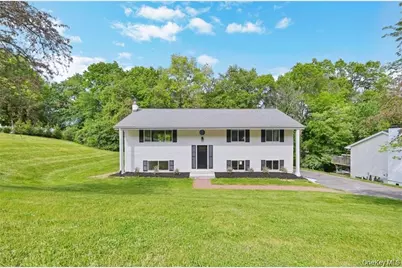 26 Kendell Drive, Wappingers Falls, NY 12590 - Photo 2