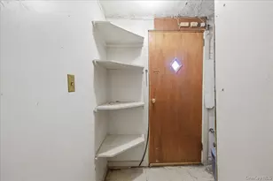 3310 Gunther Ave, Bronx, NY 10469 - Photo 22