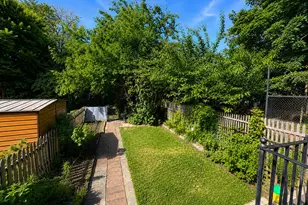 67-66 Exeter St, Forest Hills, NY 11375 - Photo 16