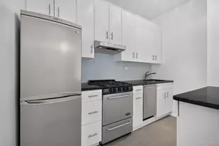 60 E 8th St, New York, NY 10003 - Photo 8