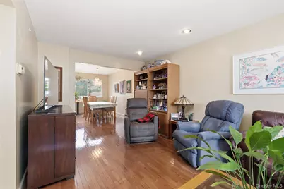 1595 N Central Avenue #29CO, Valley Stream, NY 11580 - Photo 6