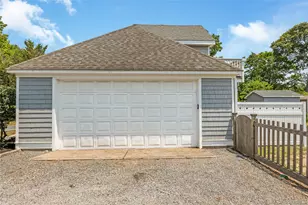 14 Danes St, Blue Point, NY 11715 - Photo 38