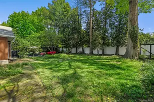 194 W Neck Rd, Huntington, NY 11743 - Photo 24