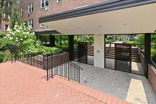 280 Atlantic Ave, East Rockaway, NY 11518 - Photo 4