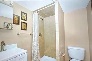 3411 Austin Ave, Wantagh, NY 11793 - Photo 16