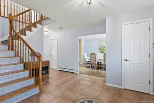 35 Dennis Ln, Bethpage, NY 11714 - Photo 10