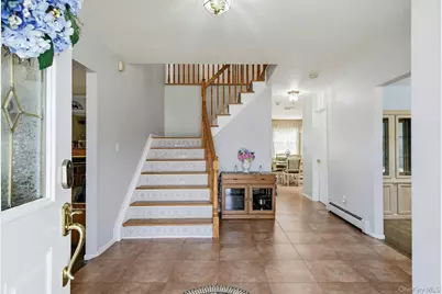 35 Dennis Lane, Bethpage, NY 11714 - Photo 8