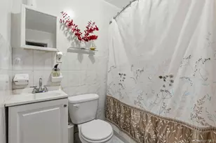 717 E 215th St, Bronx, NY 10467 - Photo 22
