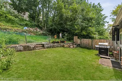 218 Sedgwick Avenue, Yonkers, NY 10705 - Photo 36