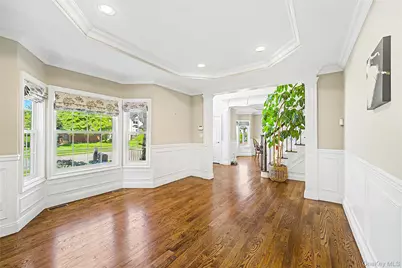 62 Georgia Drive, Syosset, NY 11791 - Photo 16